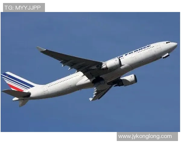 足球明星乘飞机的神秘旅程揭秘与他们的独特风格与生活方式