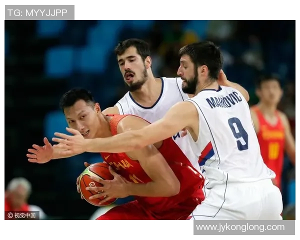 中国与塞尔维亚小组赛精彩对决展现篮球魅力与团队精神